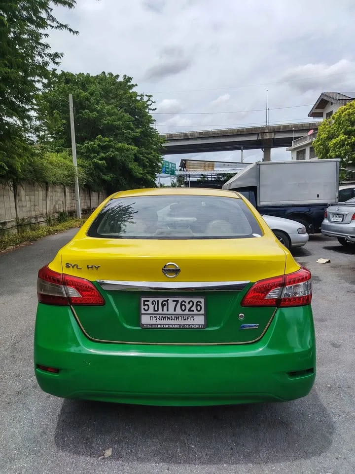 2012 Nissan Sylphy III (B17) 3