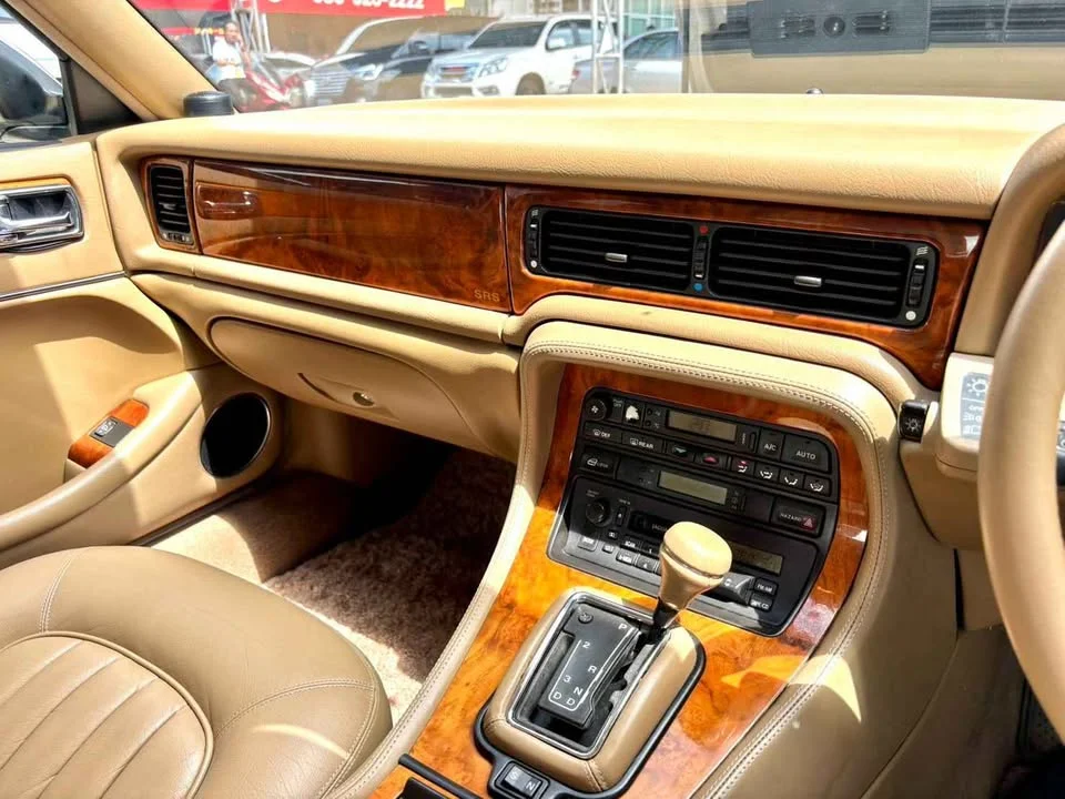 2007 Jaguar XJ X300, X308 2