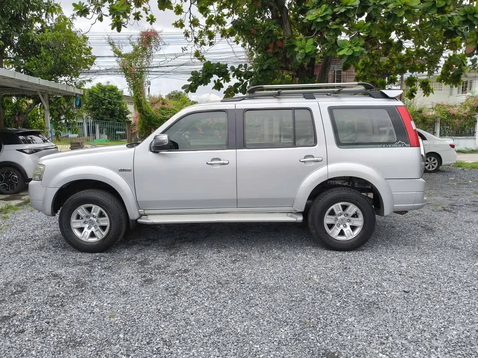 2007 Ford Everest I 3