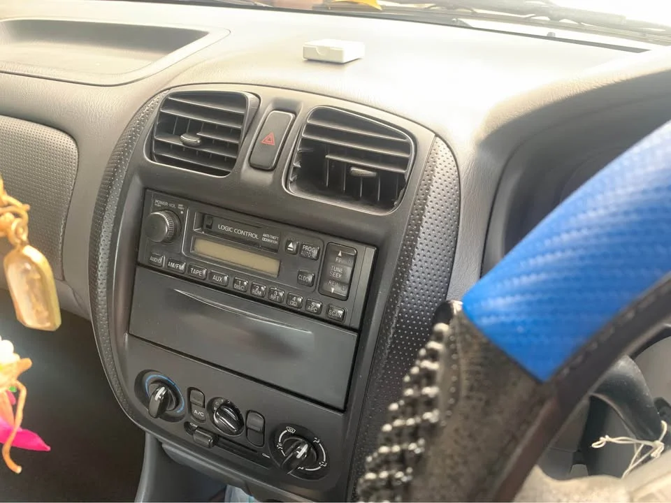 2004 Mazda 323 VIII 2