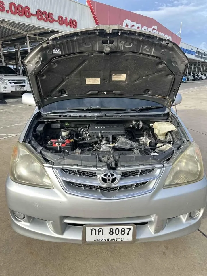 2011 Toyota Avanza I 3