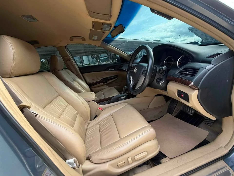 2007 Honda Accord VIII 2