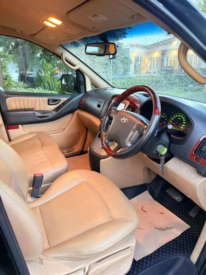 2011 Hyundai H-1 II 2