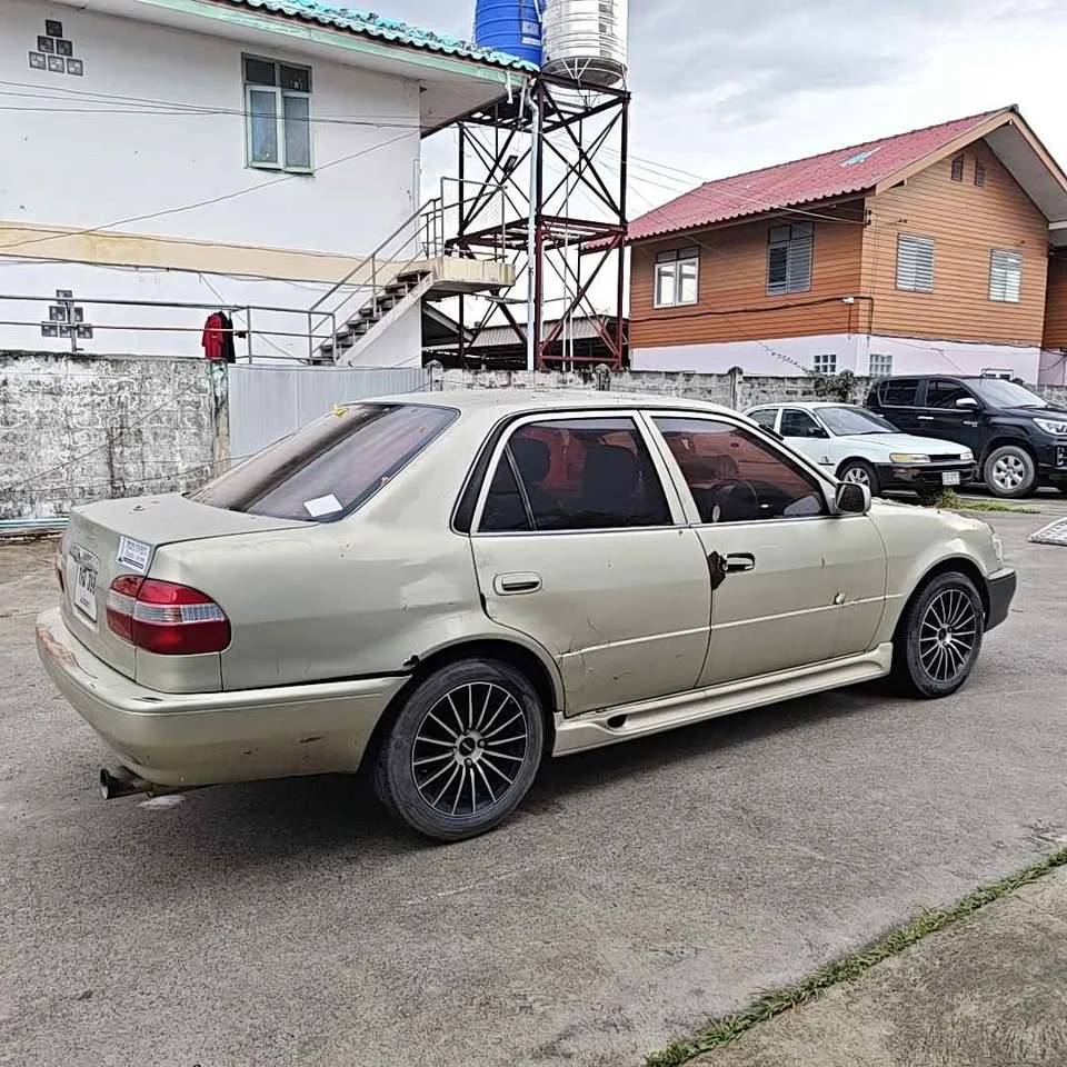1998 Toyota Corolla Altis VIII (E110) 3