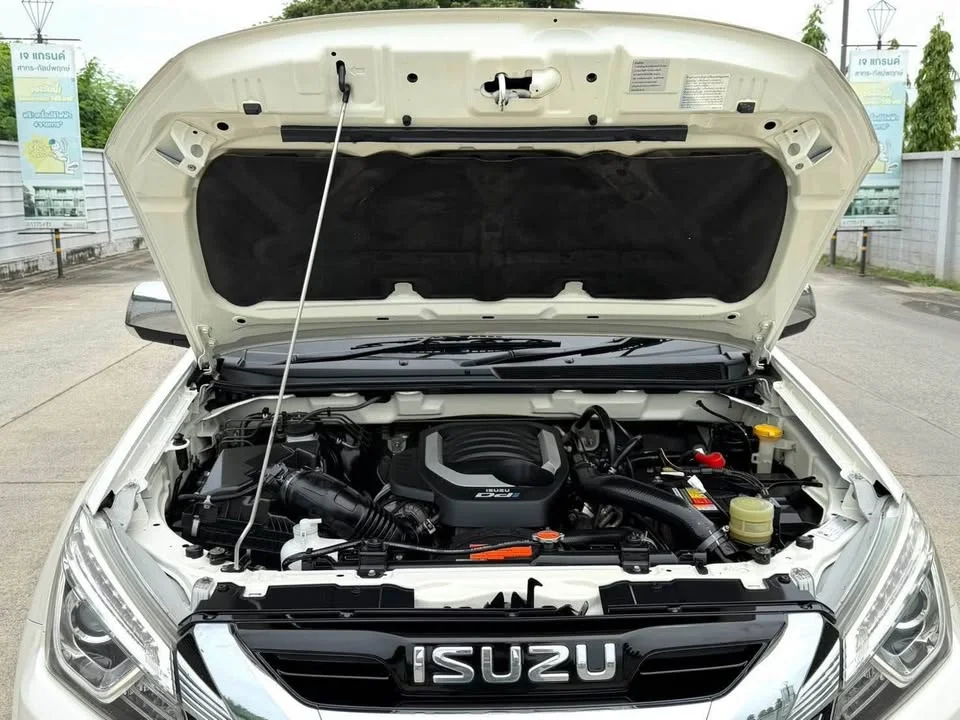 2019 Isuzu MU-X I 2