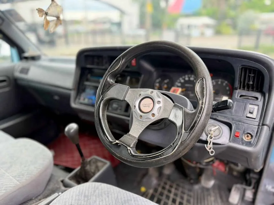 2000 Toyota Commuter IV (H100) 3