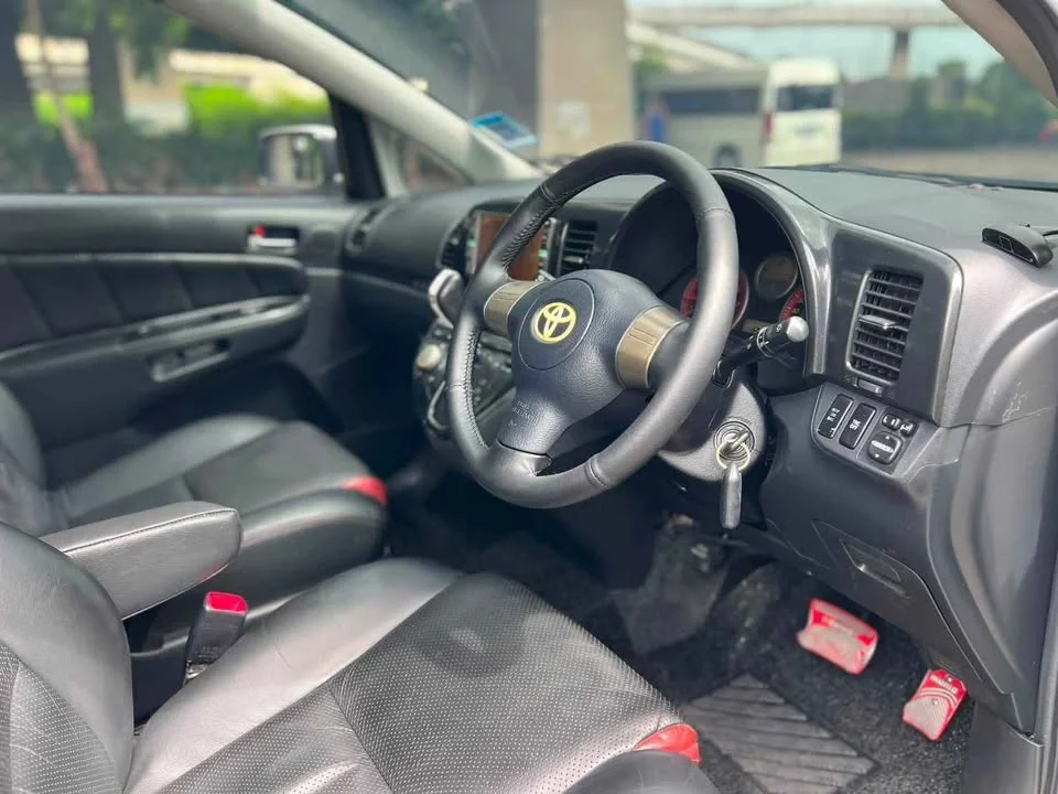 2008 Toyota Wish I 2