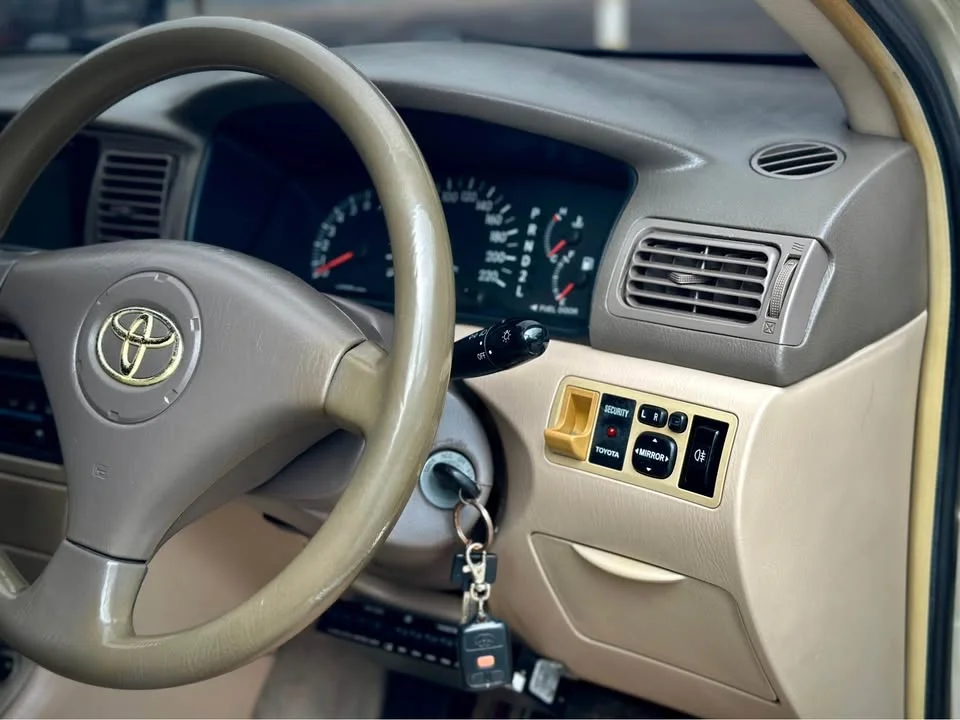 2004 Toyota Corolla Altis IX (E120) 3