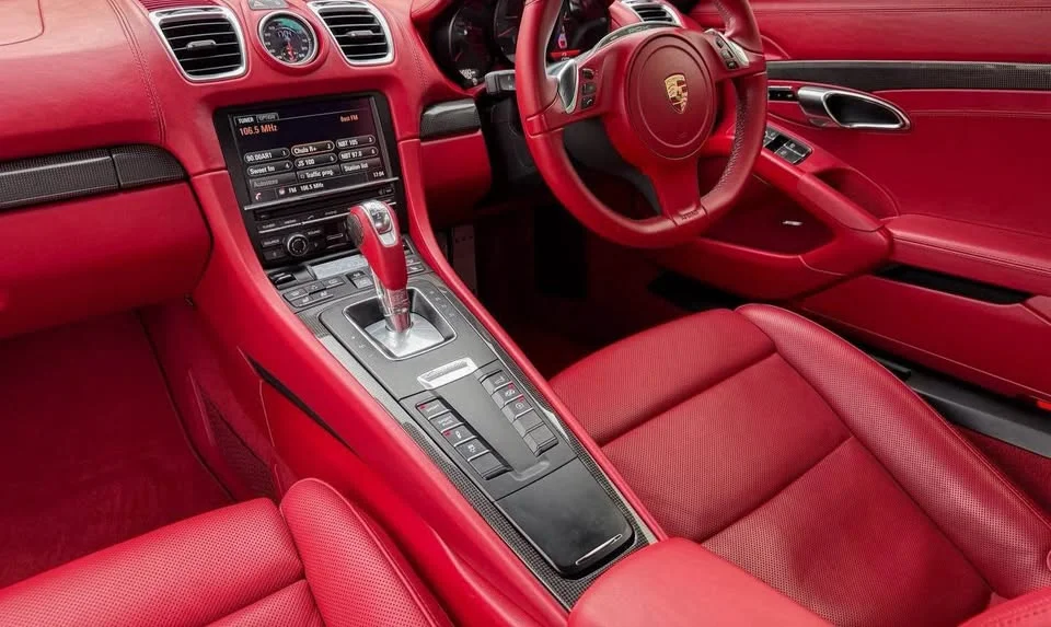 2013 Porsche Boxster and Cayman III 2