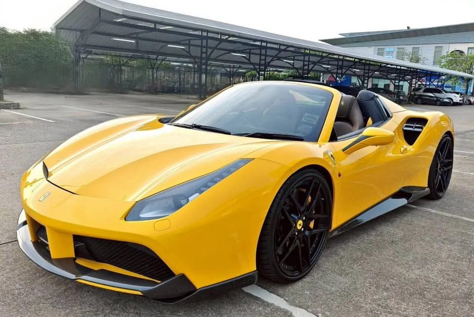 2019 Ferrari 488 2