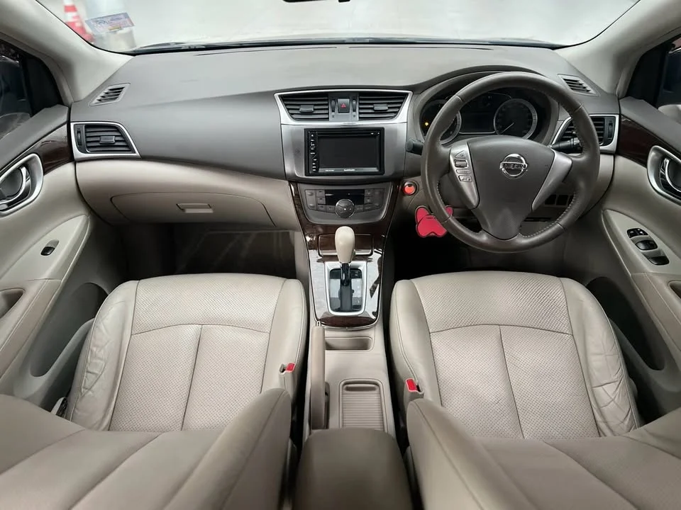 2012 Nissan Sylphy III (B17) 2