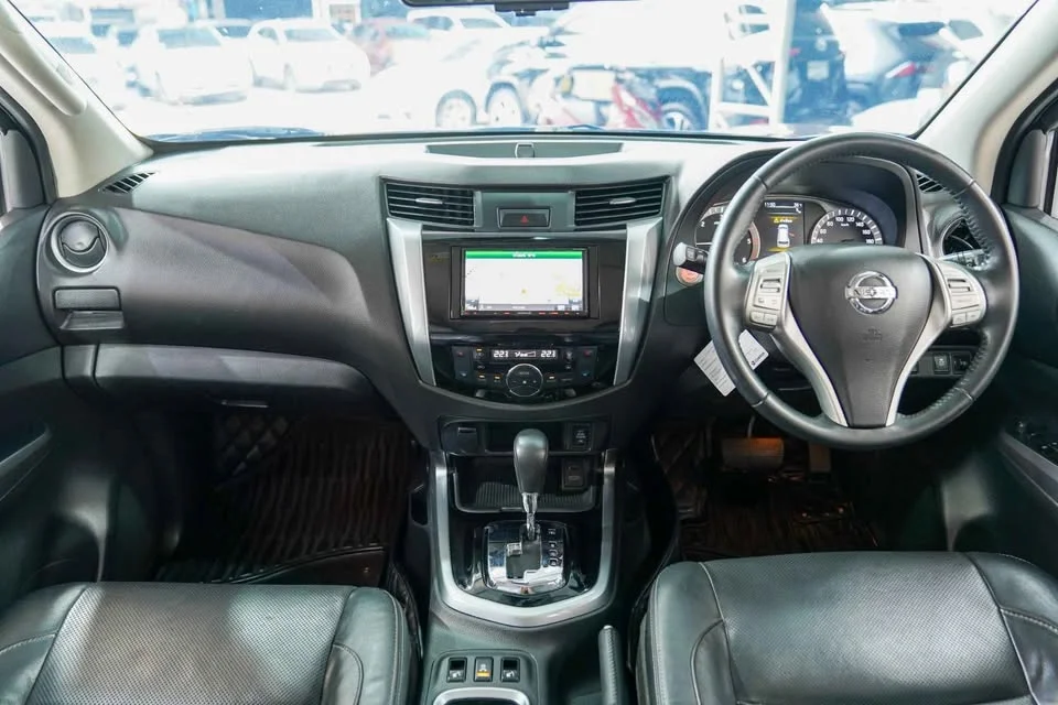 2019 Nissan Terra 3