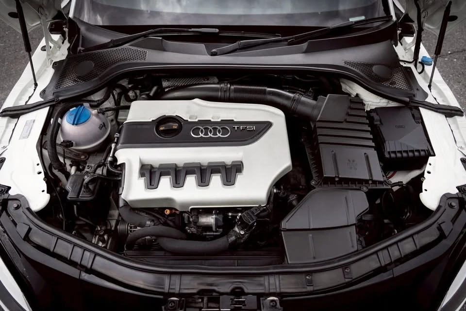 2012 Audi TT Mk2 3
