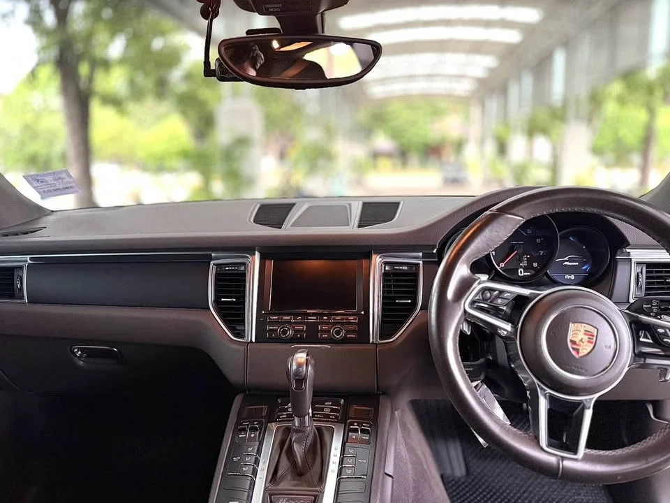 2014 Porsche Macan I 2