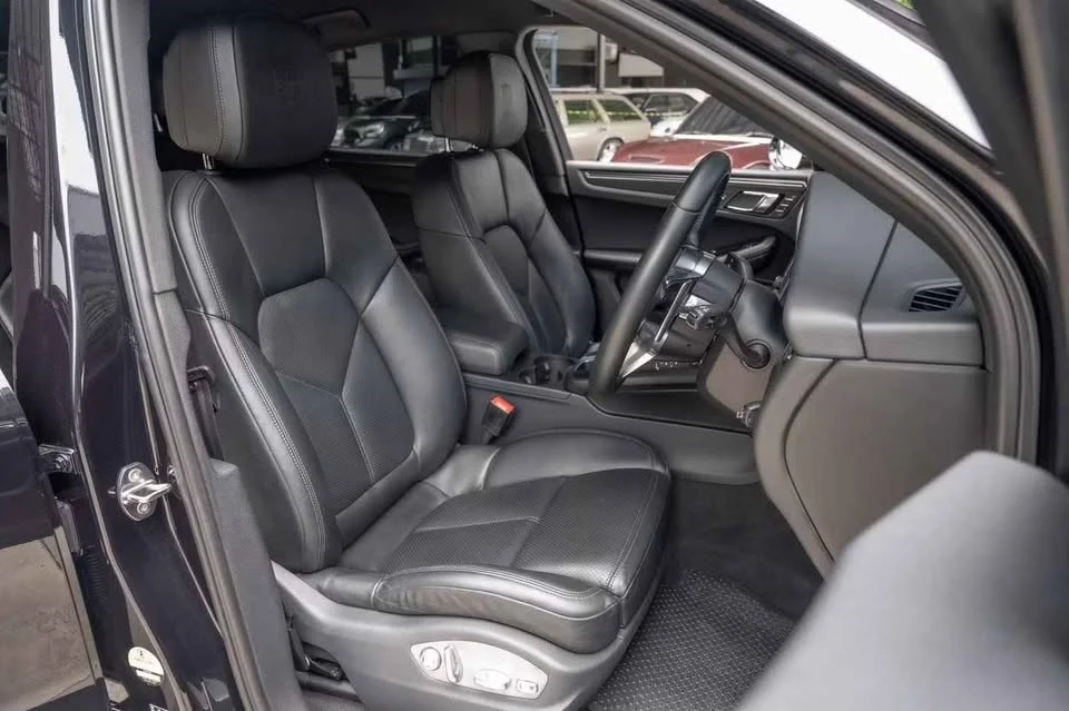 2016 Porsche Macan I 2
