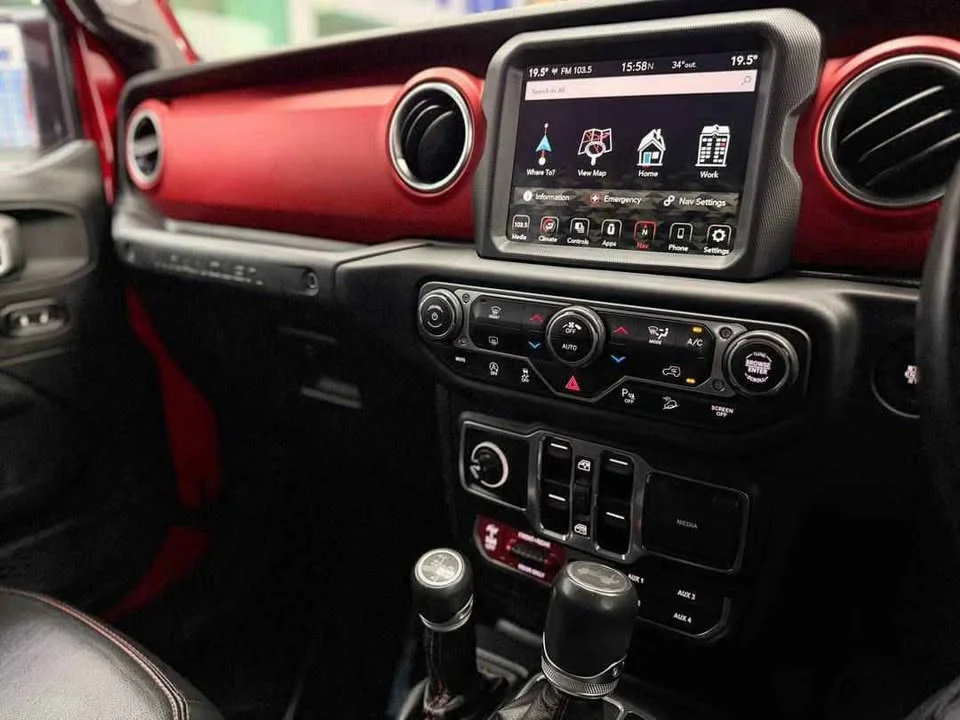 2022 Jeep Wrangler JL 2