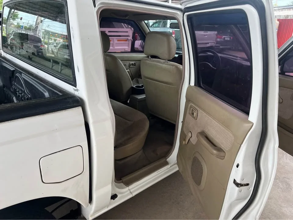 2006 Nissan Frontier I 2