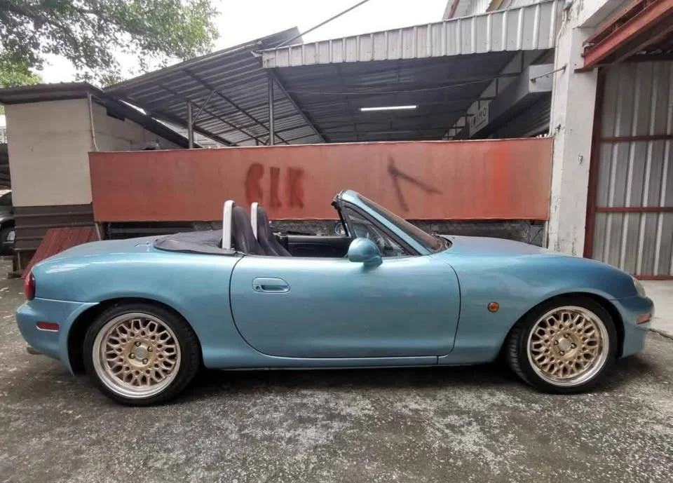 2003 Mazda MX-5 II 3