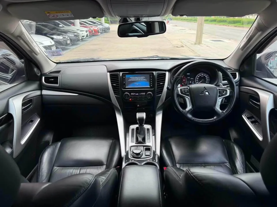2016 Mitsubishi Pajero Sport III 3