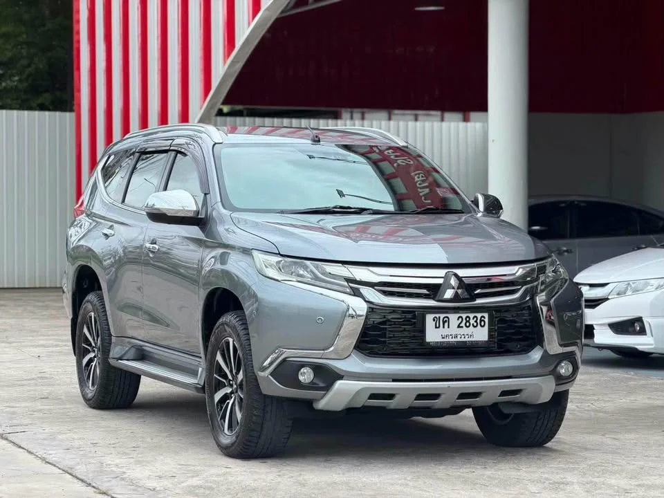 2016 Mitsubishi Pajero Sport III 2