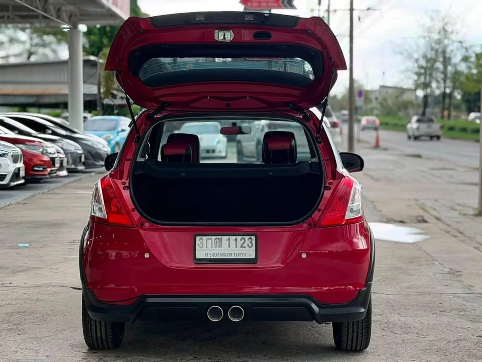 2013 Suzuki Swift II 3