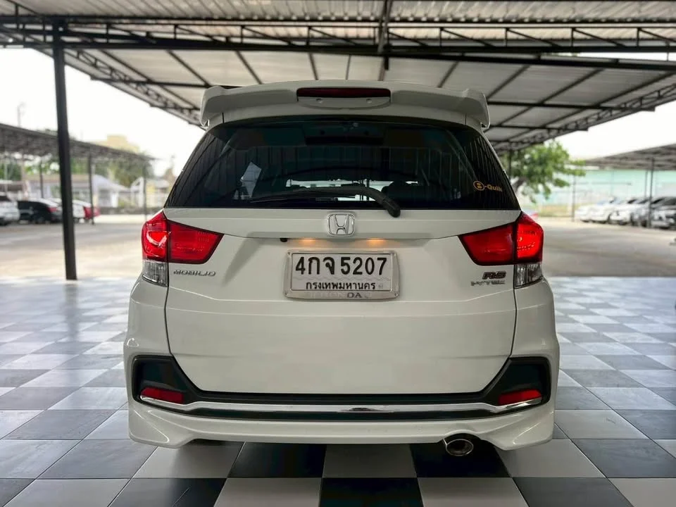2015 Honda Mobilio II 2