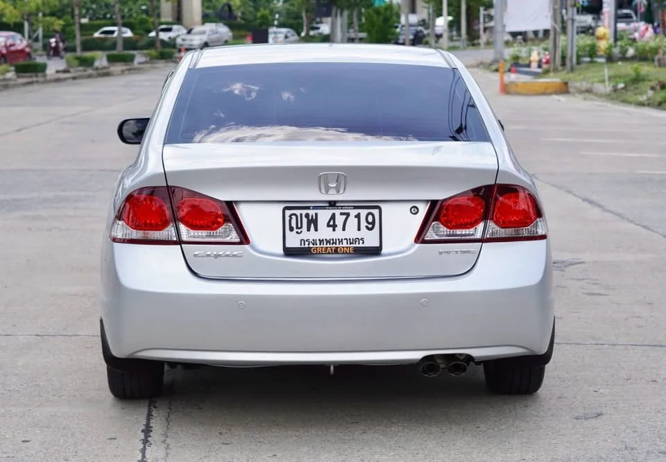 2011 Honda Civic VIII 2