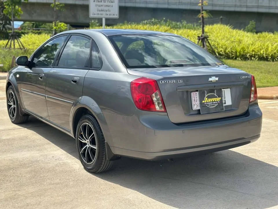 2005 Chevrolet Optra 3