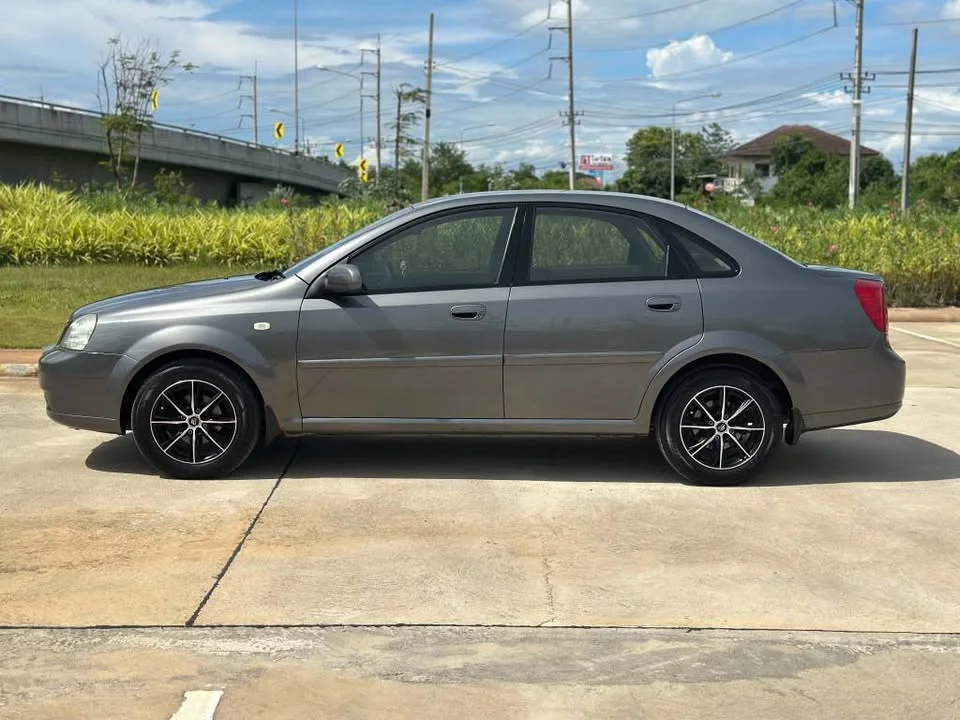 2005 Chevrolet Optra 2
