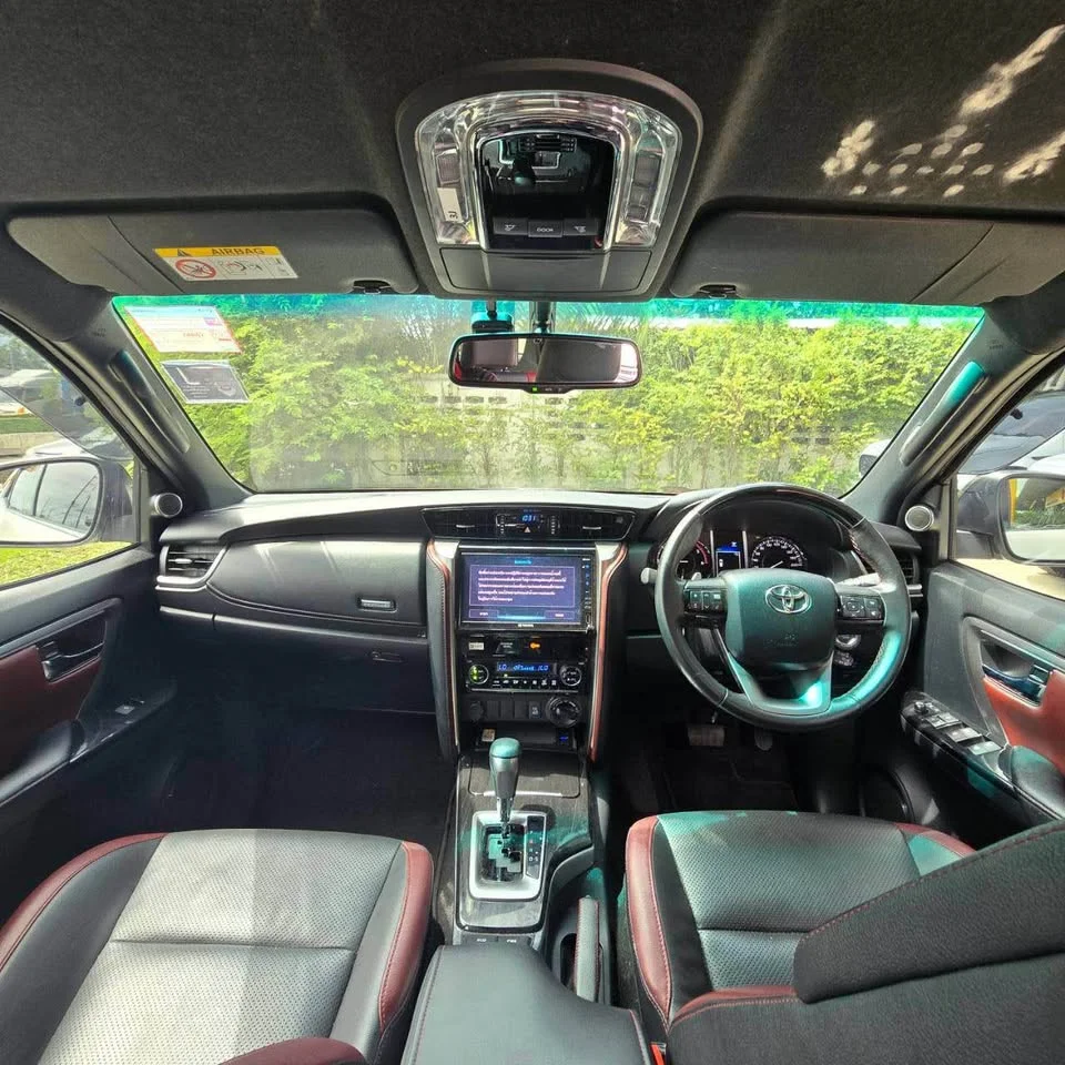 2022 Toyota Fortuner II 2