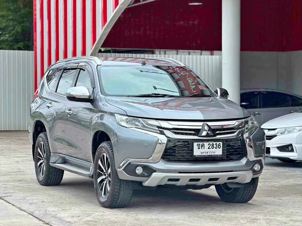 2015 Mitsubishi Pajero Sport III 2