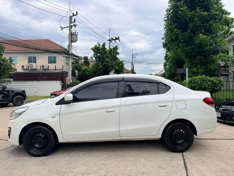 2013 Mitsubishi Attrage VI 2