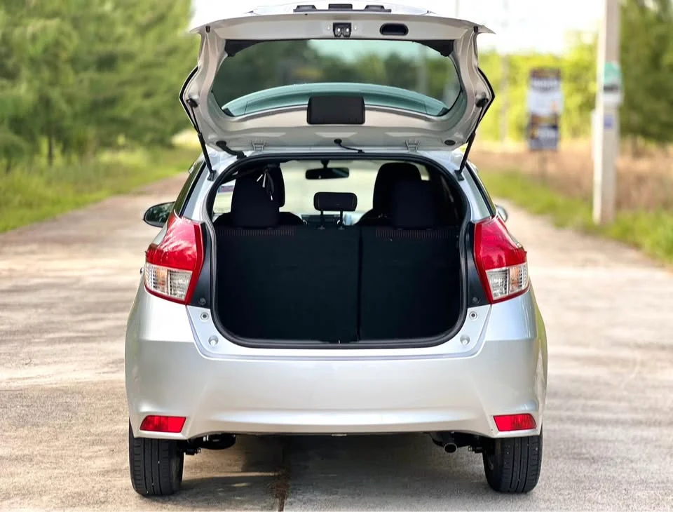 2016 Toyota Yaris III 2