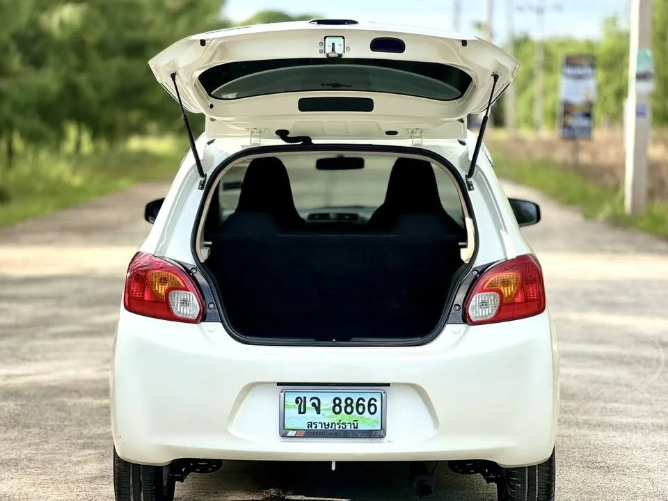 2014 Mitsubishi Mirage VI 2