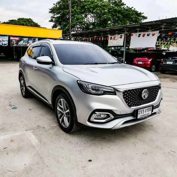 2021 MG HS 3