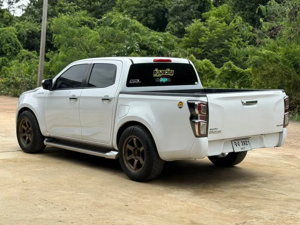 2020 Isuzu D-Max III (RG) 2