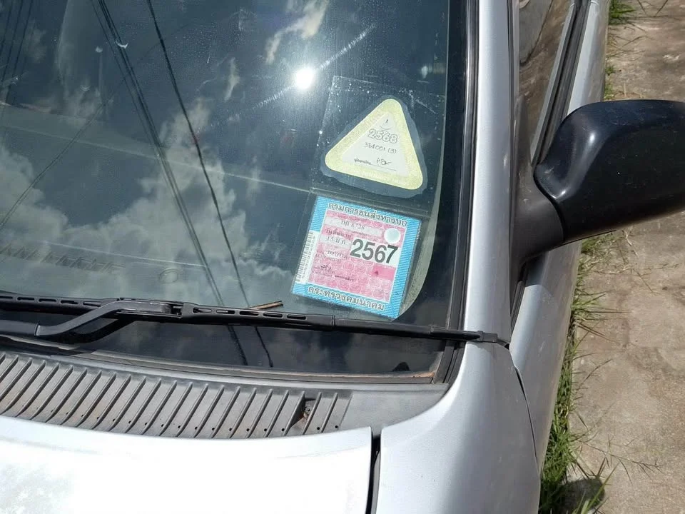 1997 Toyota Corolla Altis VIII (E110) 3