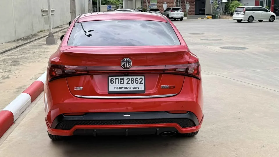 2017 MG 5 I  2
