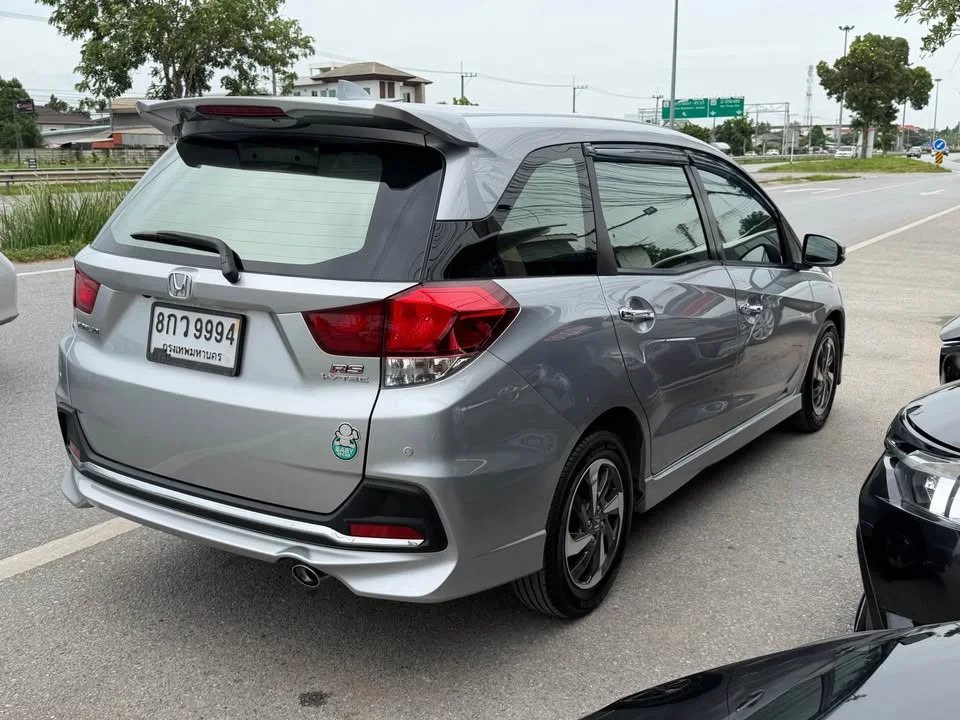 2018 Honda Mobilio II 2