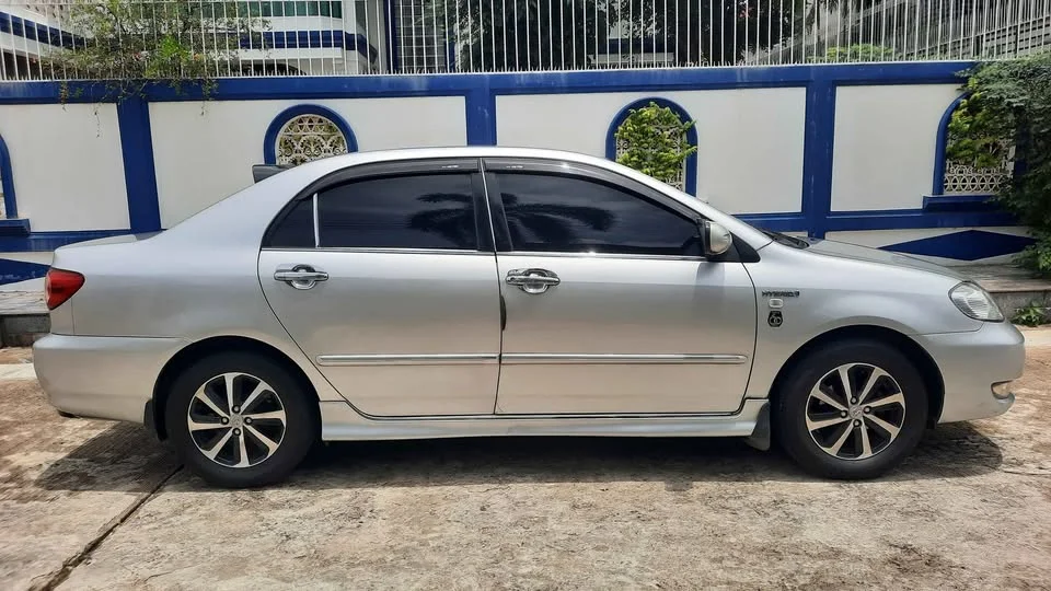 2007 Toyota Corolla Altis IX (E120) 3
