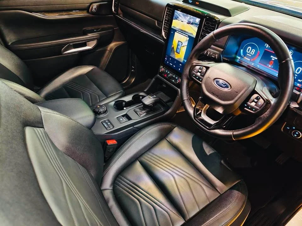2022 Ford Everest III 2