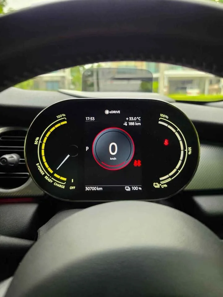 2021 Mini Hatch  III 2