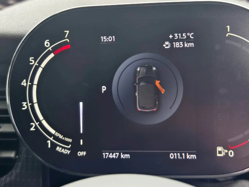 2023 Mini Hatch  III 3