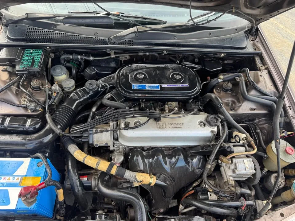 1994 Honda Accord IV 3