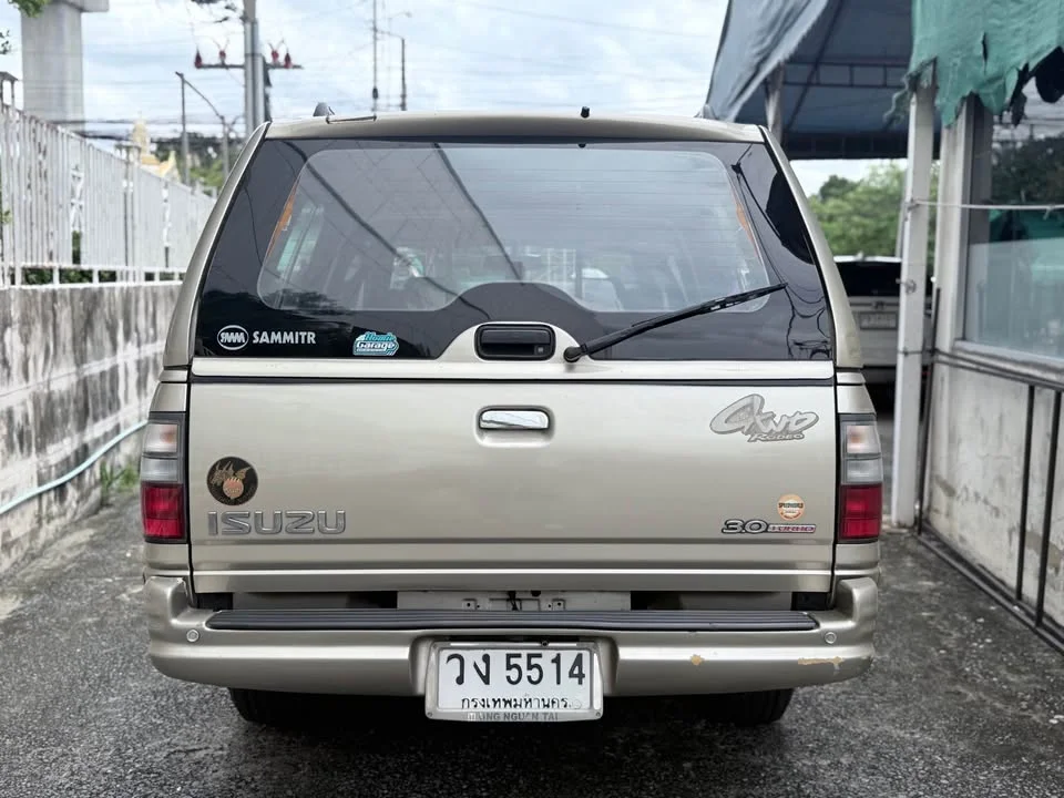 2002 Isuzu Faster Dragon Eyes III 2