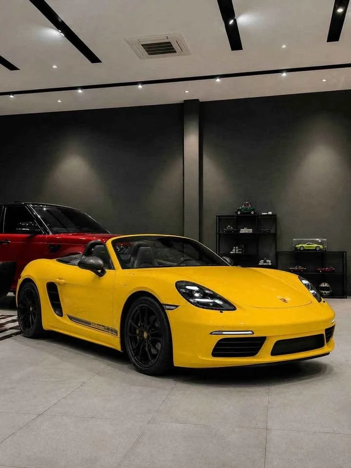 2023 Porsche 718 Boxster and Cayman IV 3