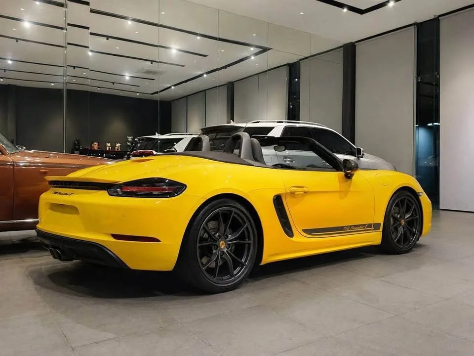 2023 Porsche 718 Boxster and Cayman IV 2