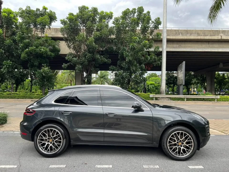 2018 Porsche Macan I 3