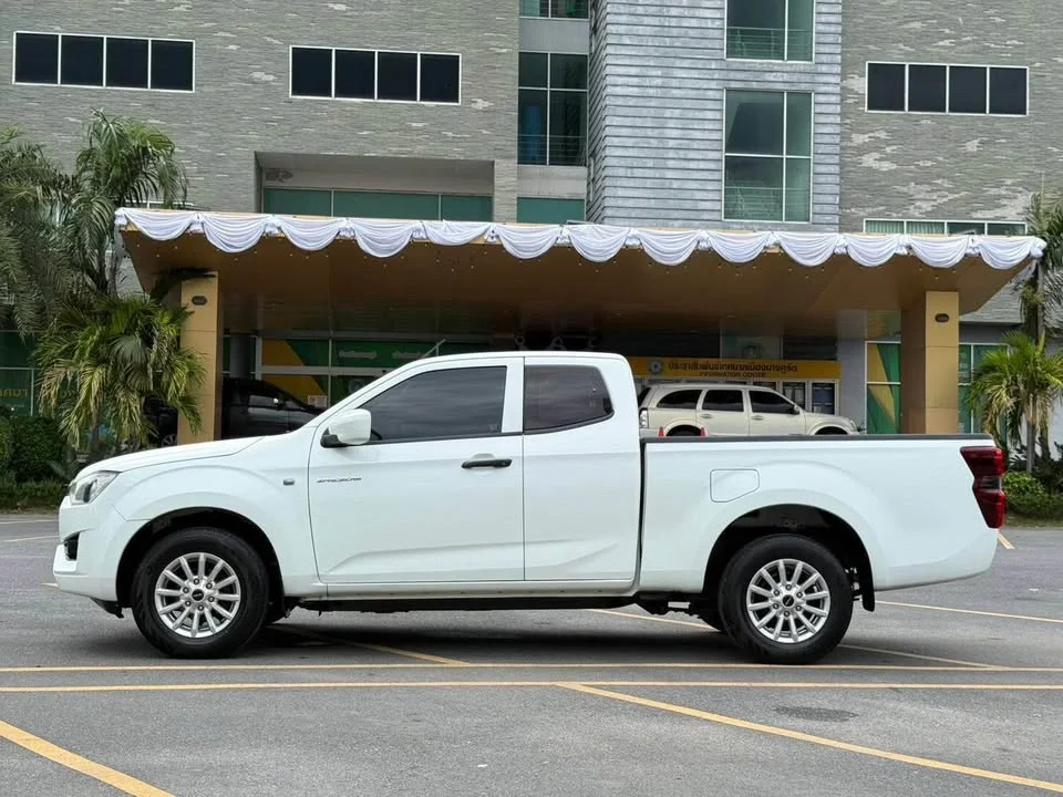 2021 Isuzu D-Max III (RG) 2