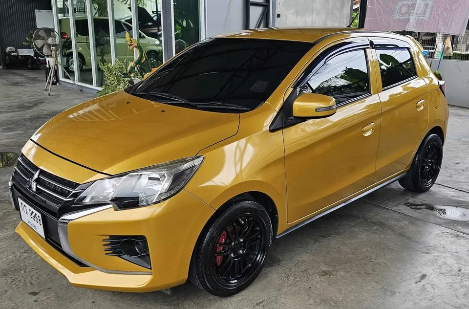 2020 Mitsubishi Mirage VI 3